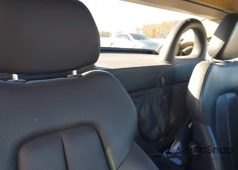 2000 Mercedes-Benz Slk 230 Kompressor z USA, uszkodzony, nr VIN WDBKK47F6YF145023